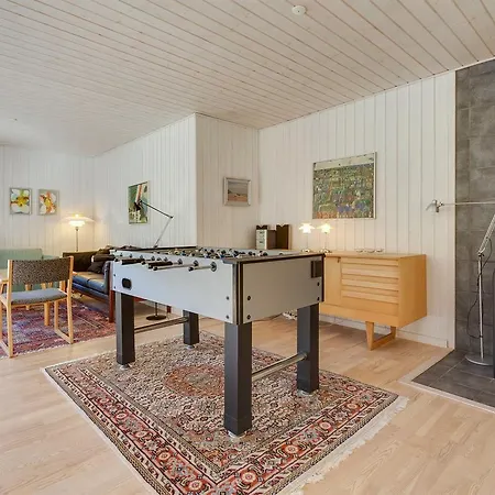 Feriehus Four-bedroom Holiday In *