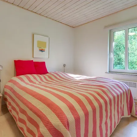 Four-bedroom Holiday In * Hals